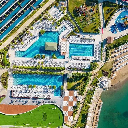 Mylome Luxury & Hotel 5*