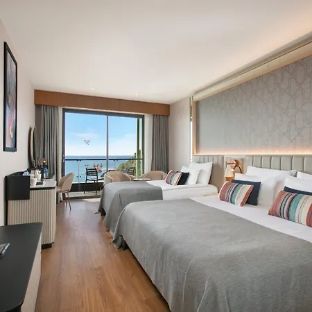 Mylome Luxury & Hotel 5*